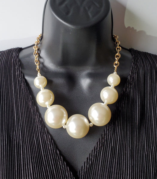 Cream Pearls and Gold